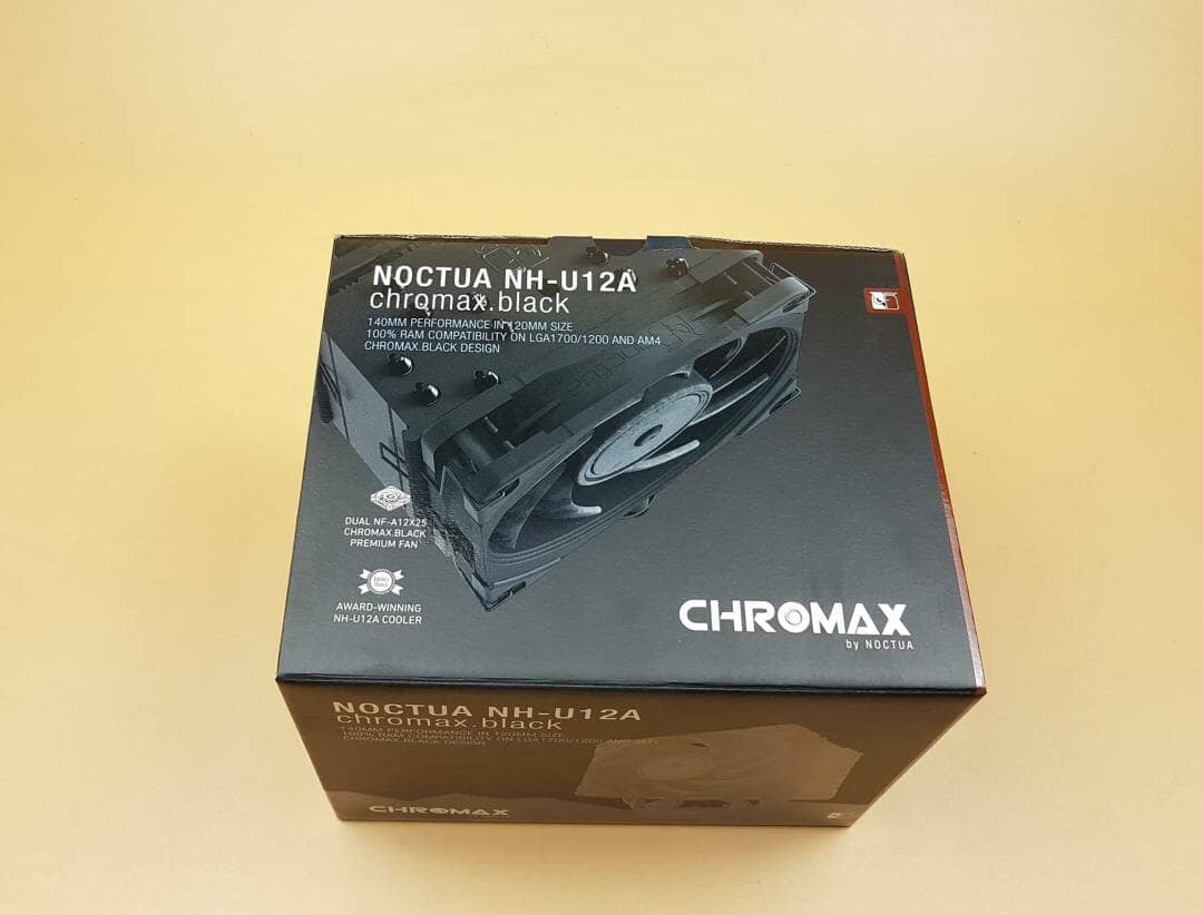 Noctua NH-U12A chromax.black Box